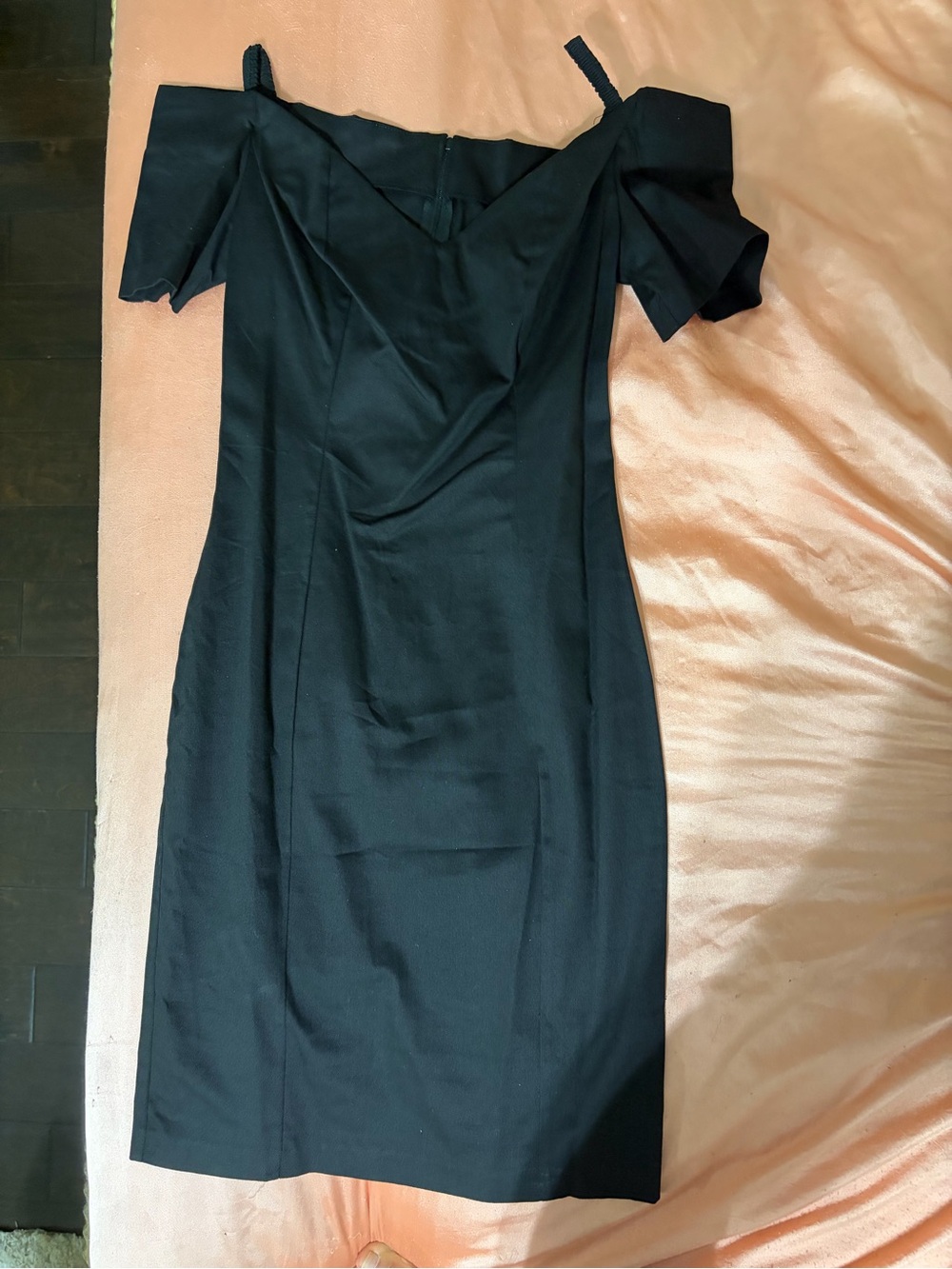 Jones New York Black Off-Shoulder Sheath Dress